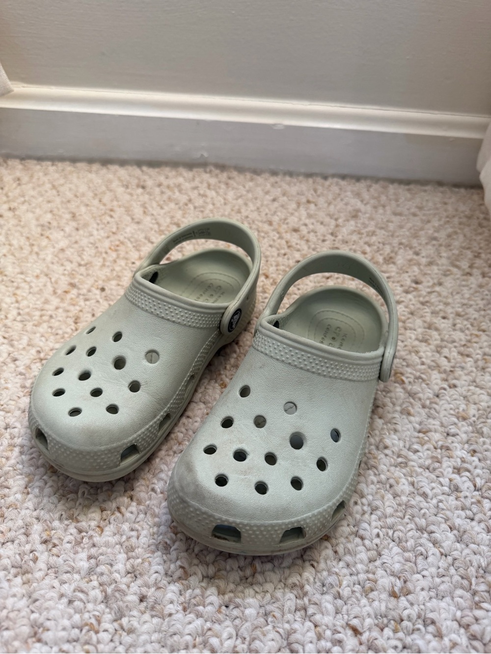 Kids Lightweight Slip-On Clogs in Sage Green